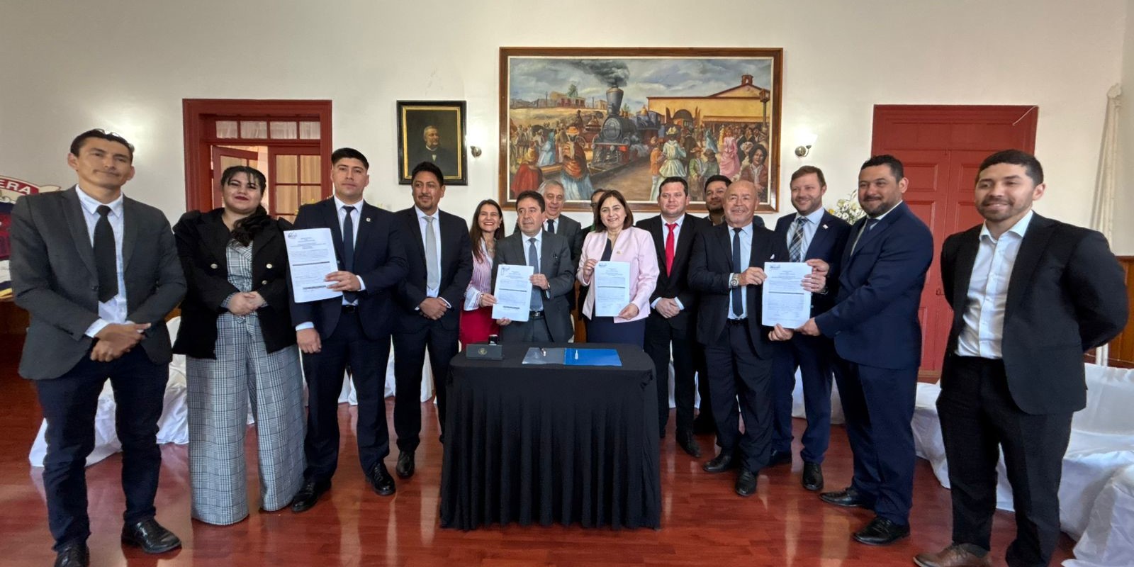Firma de convenios entre el Gobierno Regional y la Municipalidad de Caldera fortalece salud y servicios municipales