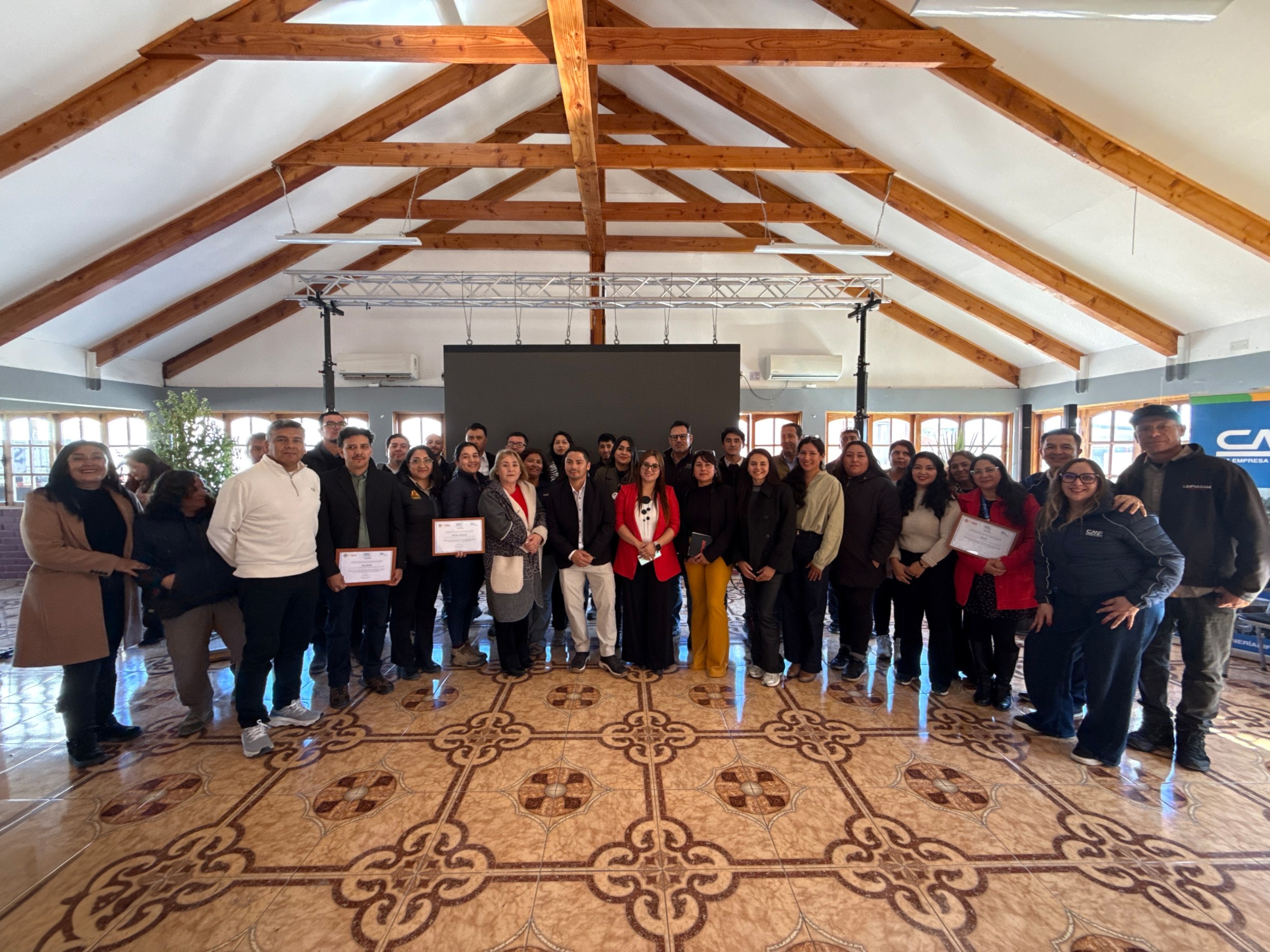 Encuentro Empresarial OMIL fortaleció vínculos en Caldera