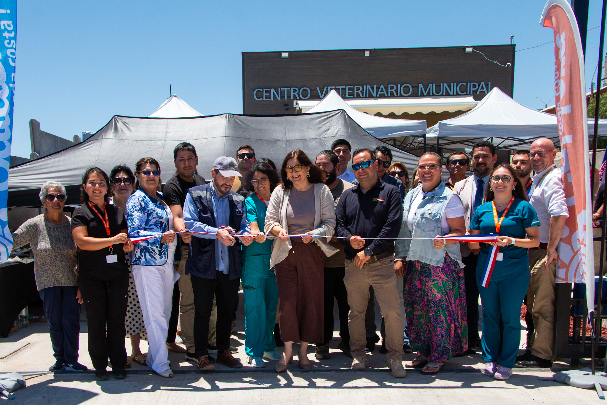 Caldera inaugura moderno Centro Veterinario Municipal